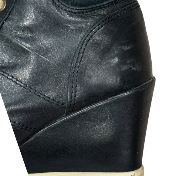 Miz Mooz Women’s Black Hidden Wedge Sneakers Size 38 - Picture 14 of 15